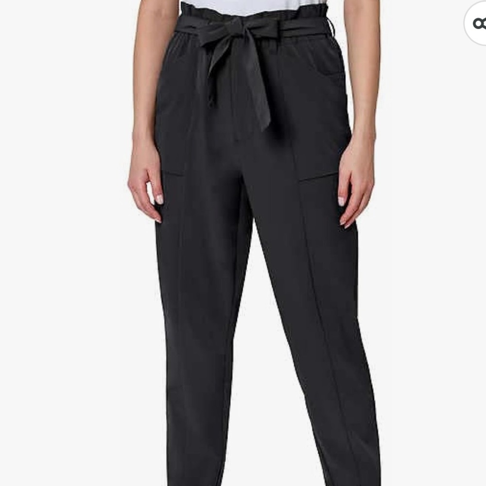 Modern Ambition Black Paper-bag Waist Belted Lightweight Pants, Size M
